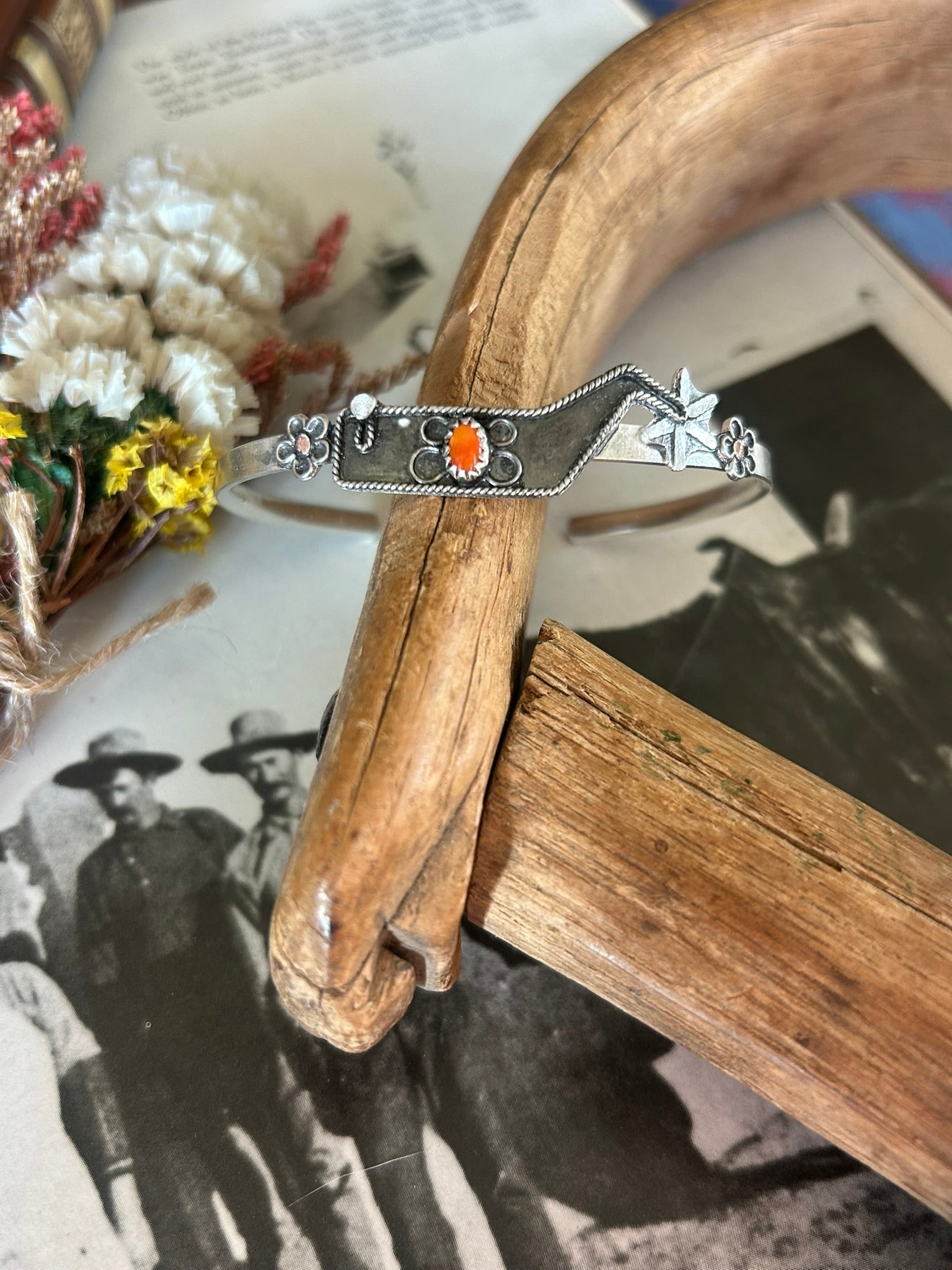 Butterfly Spur Cuff with flowers