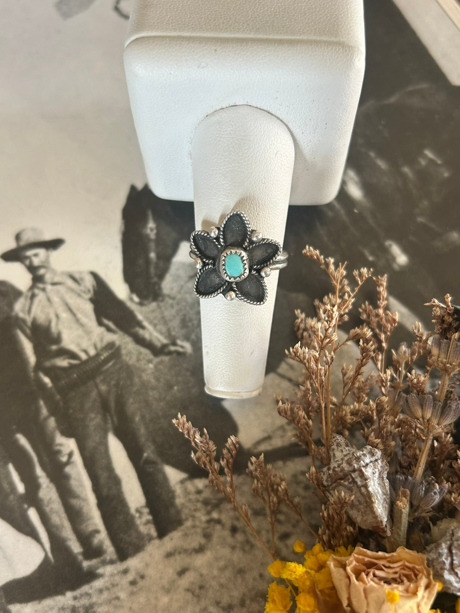 Size 7.5- Flower Rings