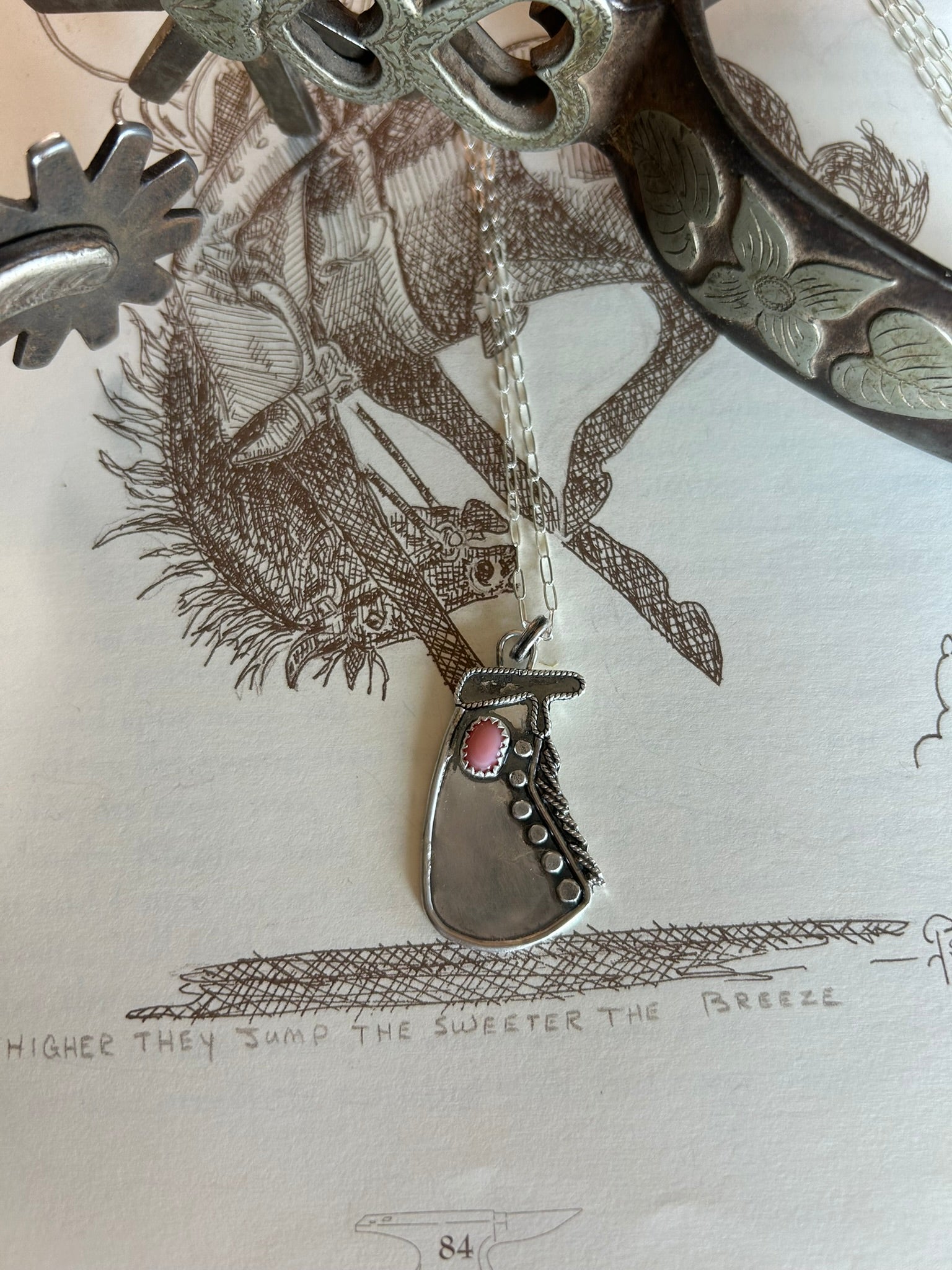 Pink Conch Chap Necklace